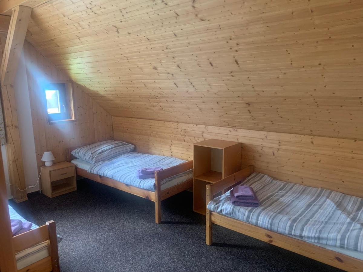 Penzion U Orla Петріков Екстер'єр фото